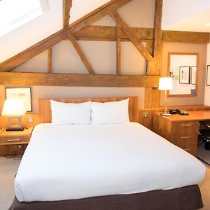 Double Room Bath Tub Disability Access or Non-Smoking